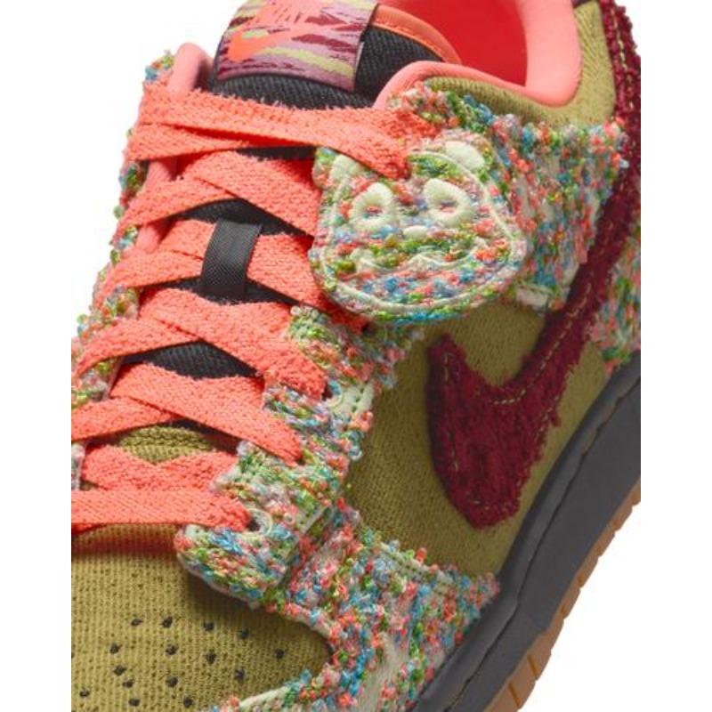 Nike Dunk Low Panda-Monium Green Curry IB2263-300 Unisex