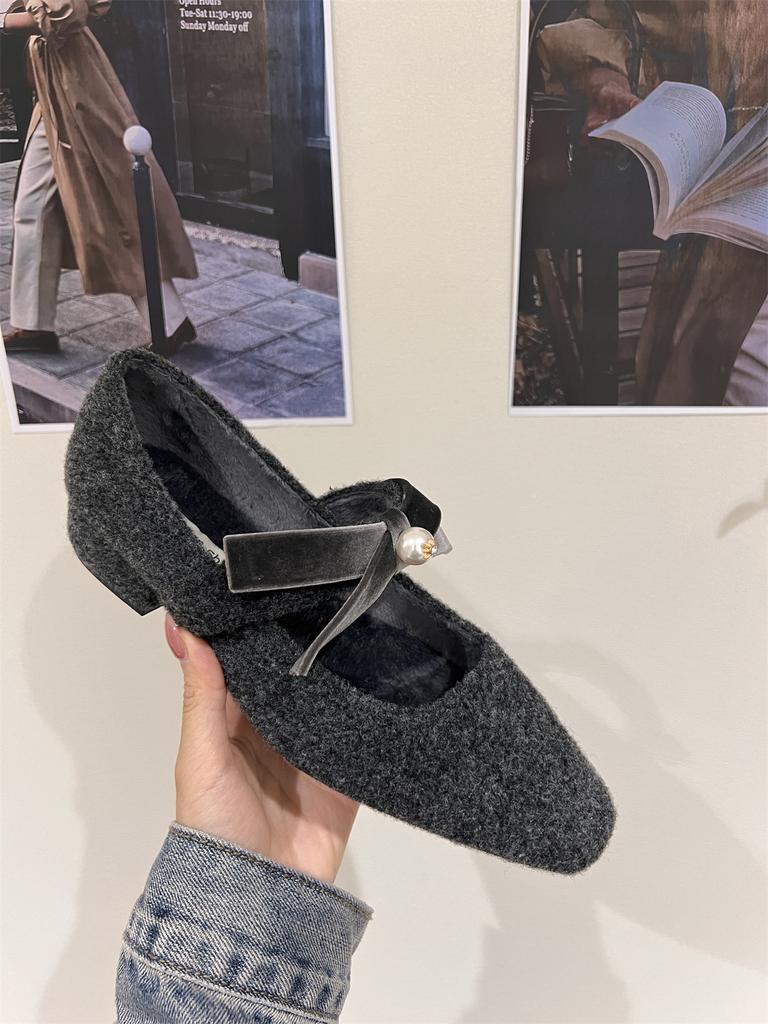 French Thick Heel Gray Single Shoes with Skirt Evening Shoes Women's Shoes 2025 Autumn and Winter Velvet Mary Jane Fluffy Shoes