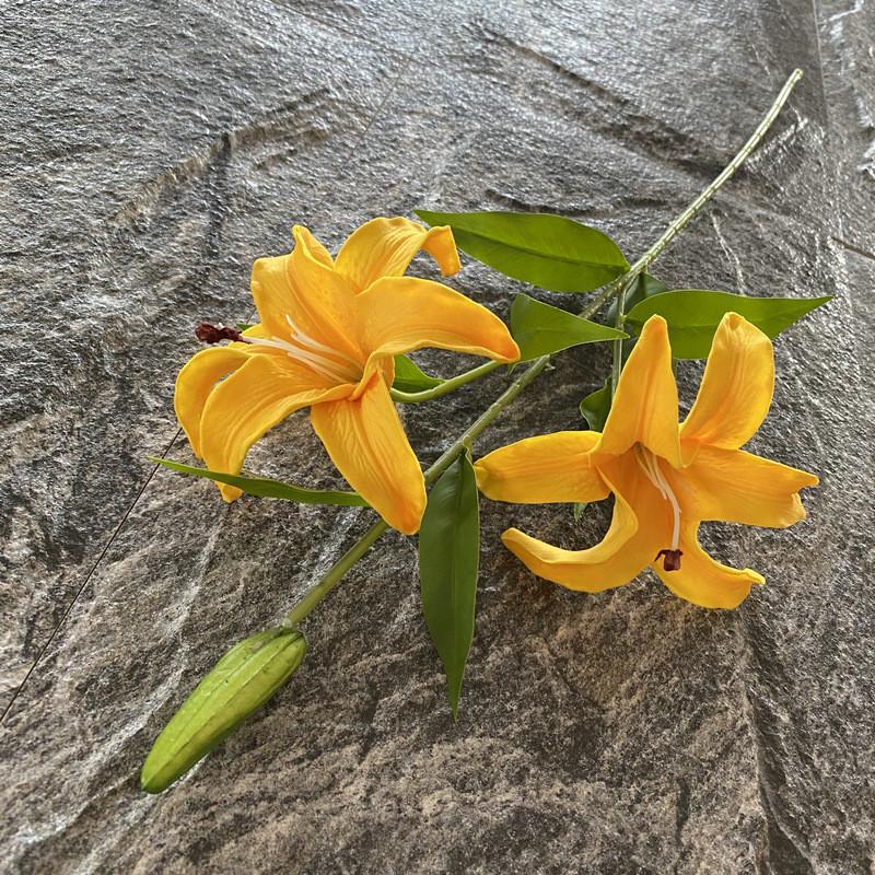 Long Pu Threehead Lily Artificial Flower Decor For Home And Photography Displays