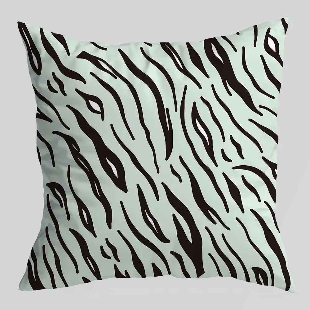 Tropical Green Tiger Pattern Double-sided Printed pillow cover Short plush Suitable living rooms sofas throw cushion cover