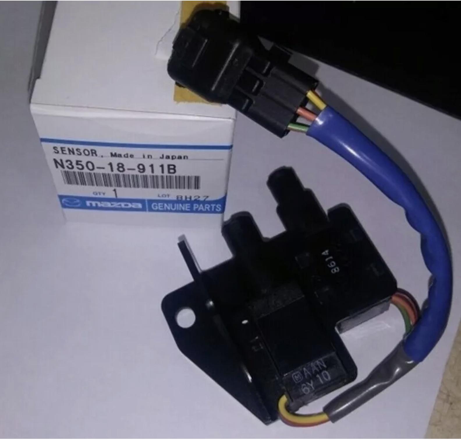 

MAZDA Genuine RX-7 Throttle Position Sensor N350-18-911B