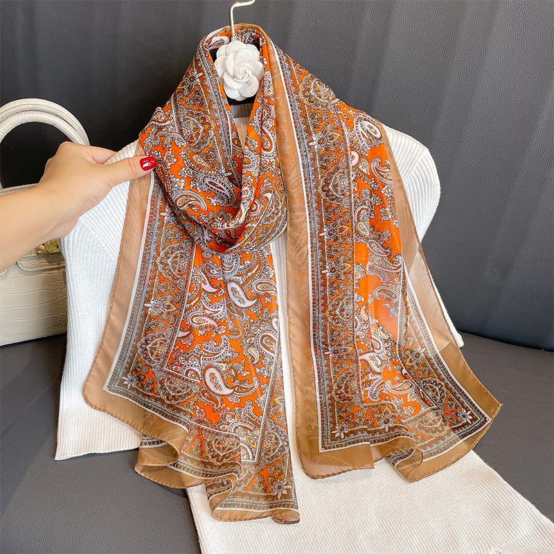 Motetrykt blomster chiffon hijab skjerf kvinner pareo dame bandanas badehåndklær sommer muslimsk slør wrap kvinne foulard