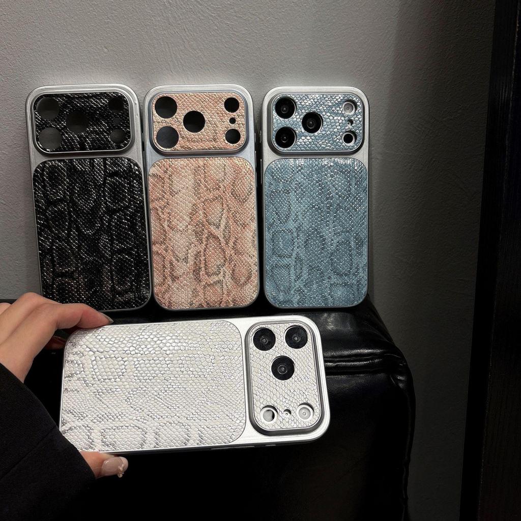 Corning Crocodile Skin Veneer Case for iPhone 17/16 Pro Max