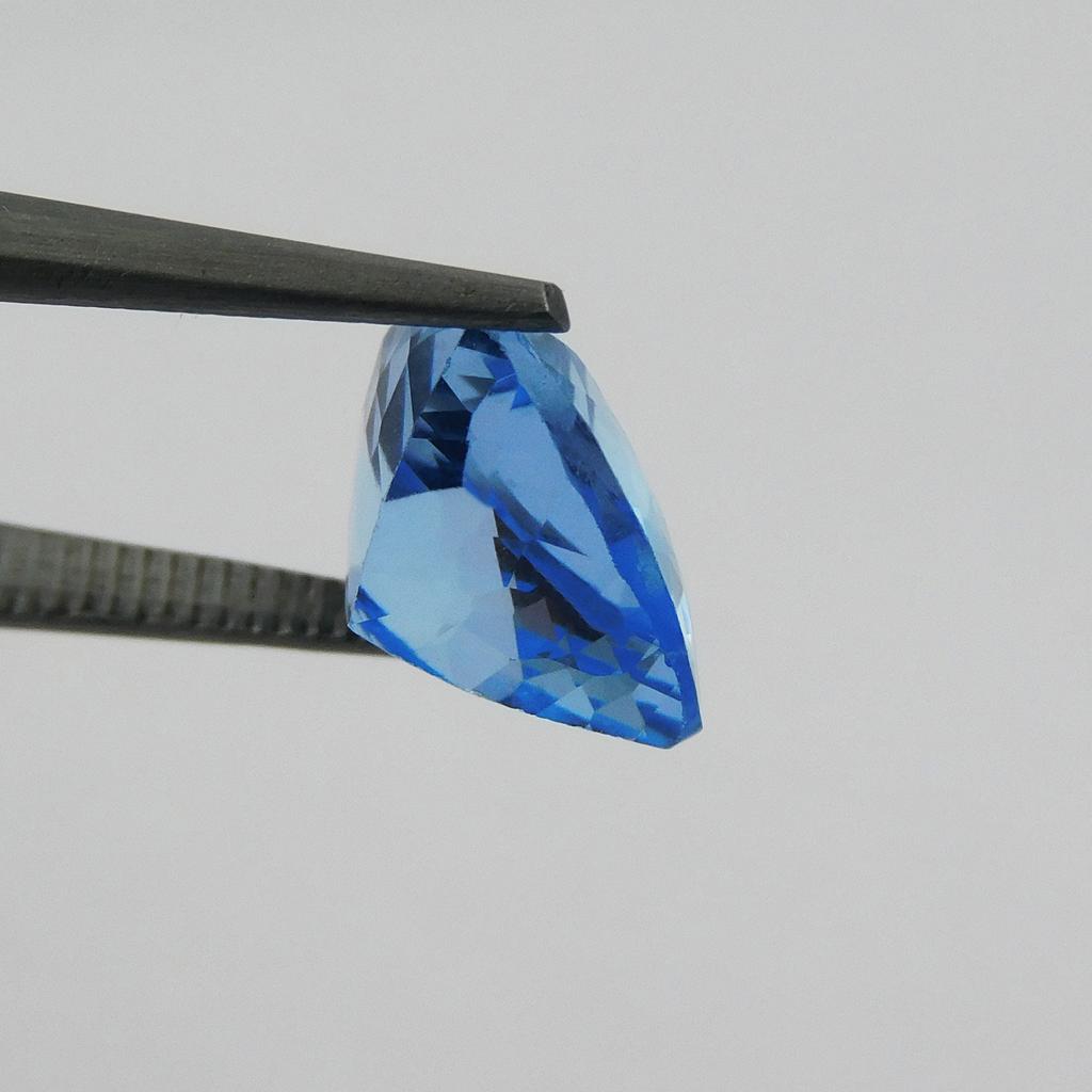 Natural Blue Sapphire Loose Gemstone Trillion Cut 5.15 Ct September Birthstone for Gem Collections