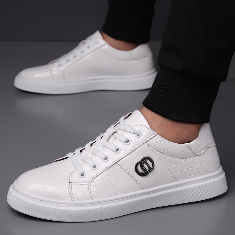 Fashion Men's Leather Casual Shoes Big Size 48 Luxury Designer Board Shoes Man Brand Shoes Lace-up Flat Summer Sneakers For Man