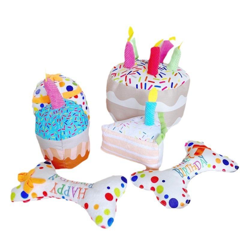 Eco-Friendly Cartoon Kitten Dog Chew Teething Toy Small Pet Birthday Cake Gift Box with Sound Relieving Boredom Plush Toy