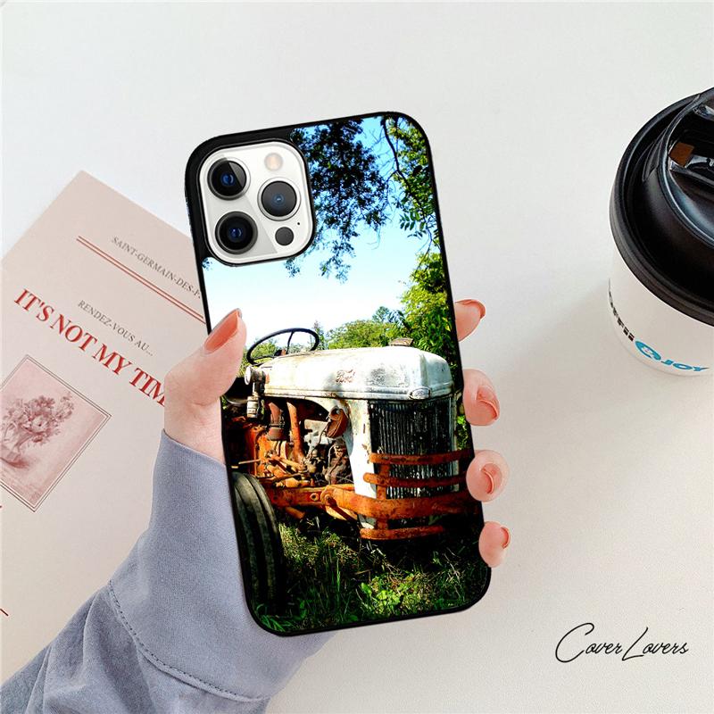 Red Tractors Car Phone Case For Apple iPhone 17 Air Pro Max Plus Coque For iPhone 17 Air 14 15 16 13 12 Max Cover