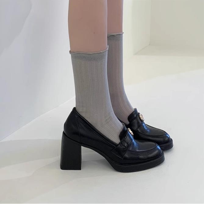 ins Korean version! Show long legs~! Height increase 7.5CM camellia round head high heels women's single shoes loafer small leather shoes