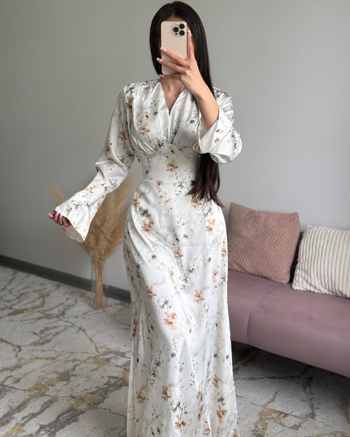 

2025 Spring High-End French V-Neck Satin Print Swing Dress Medium