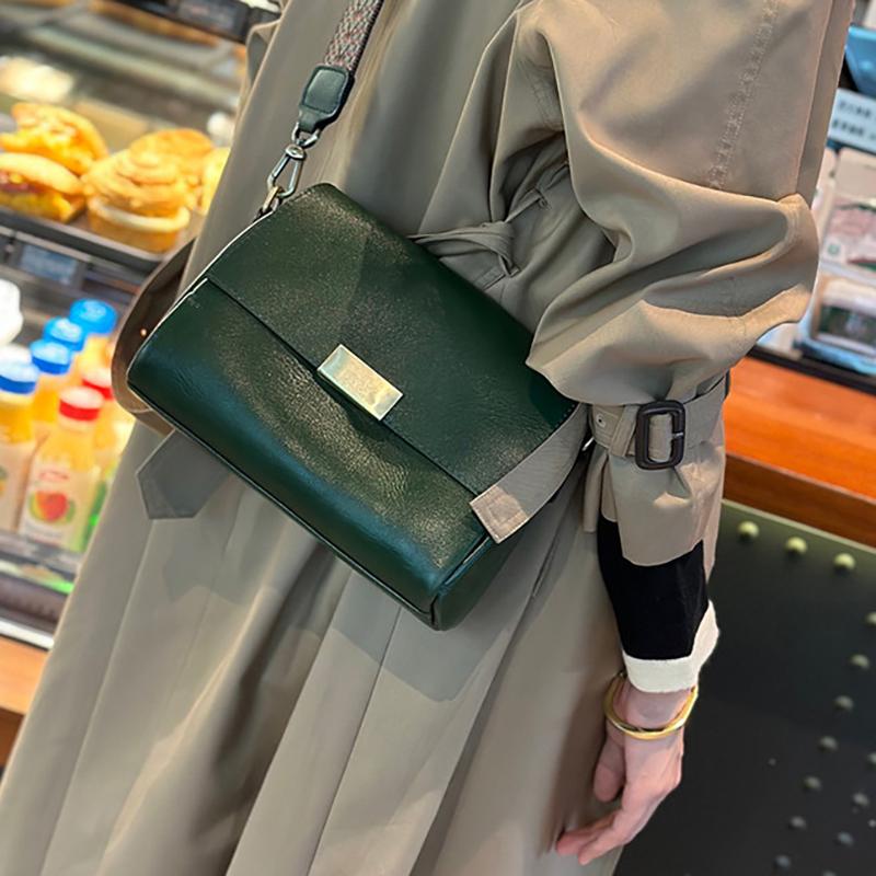 Crossbody women's bagmade of top-grain vegetable-tanned cowhidenew fashion genuine leather shoulder bagretro style messenger bag