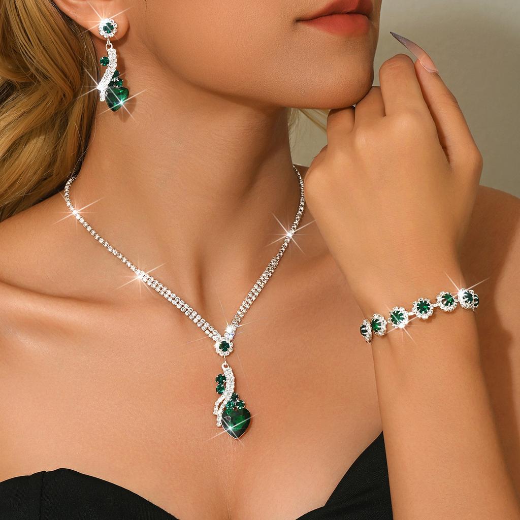 European and American New Fashion Hot-selling Diamond Luxury Necklace Bracelet Earrings Jewelry Set Bridal Wedding Dinner Accessories 2026