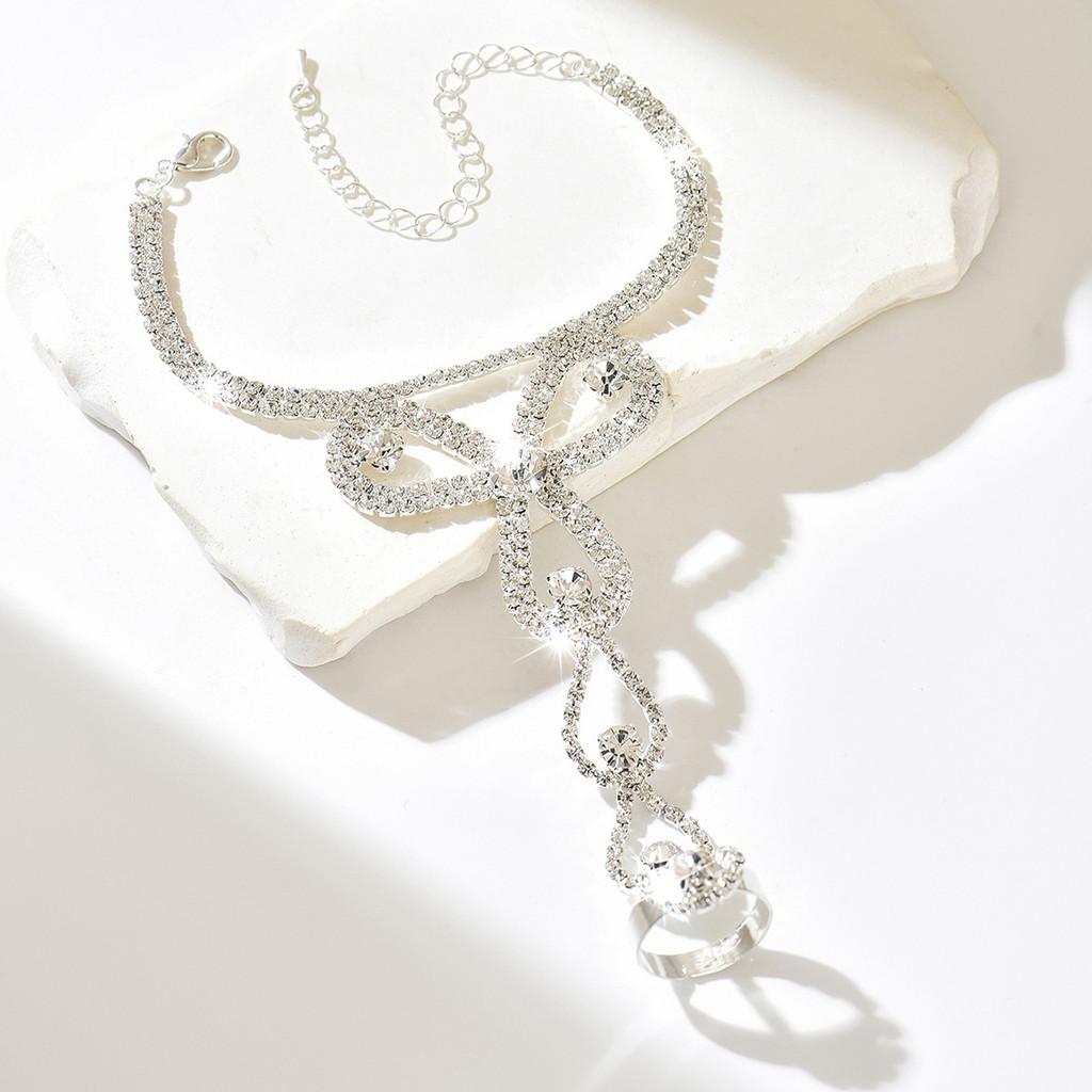 Fashion Geometric Alloy Bracelet With Sparkling Rhinestones For Women Summer