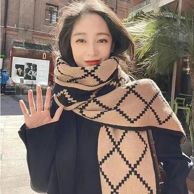 Red Winter Scarf for Women Korean-Inspired Versatile Warm Knitted Wool Neckwear High-End Plaid Student Scarf