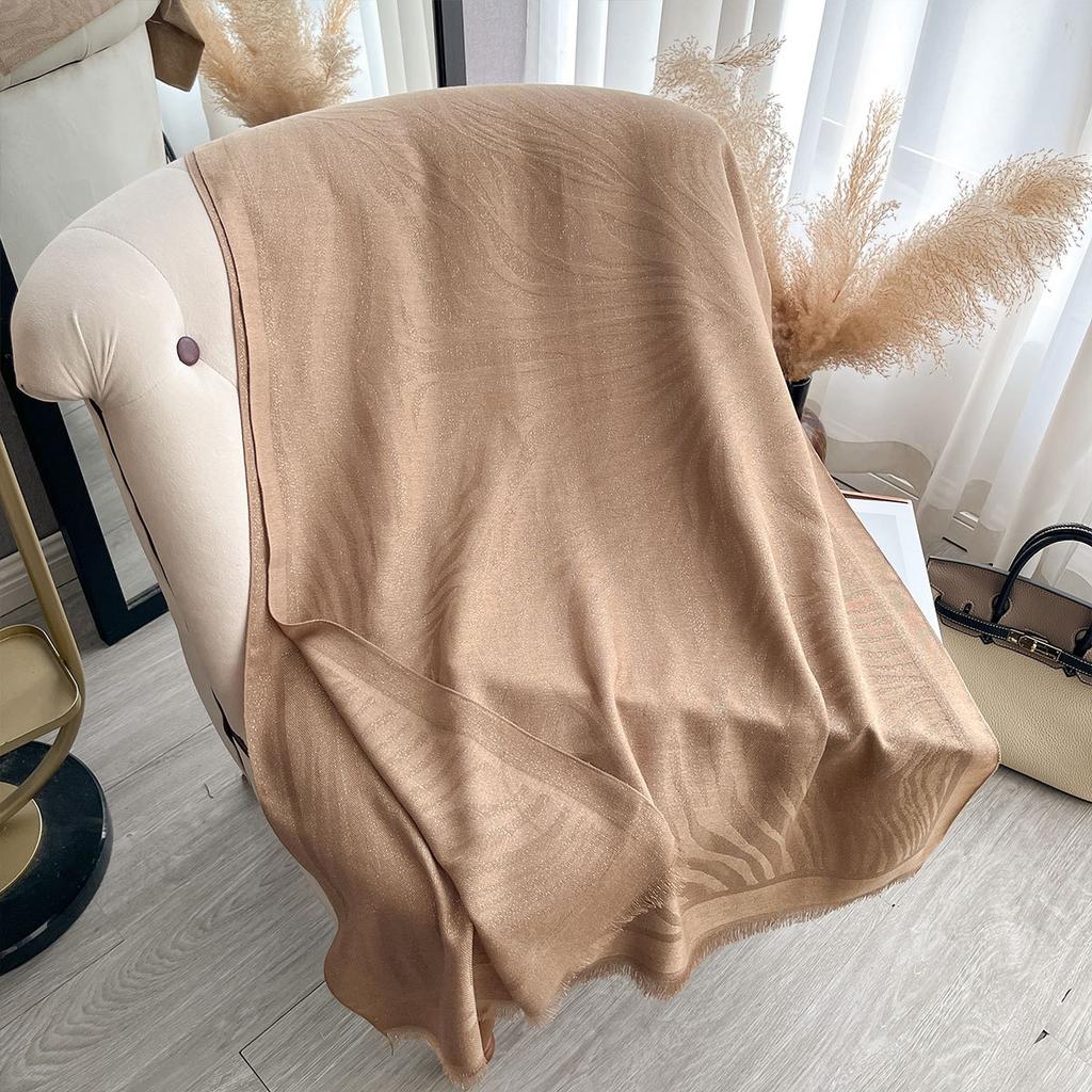 Leopardenmuster Imitation Kaschmir Dünner Schal Damen Goldfaden Leichter Luxus Vielseitiges Tuch Klimaanlagendecke Leichter Luxus Einfaches Tuch