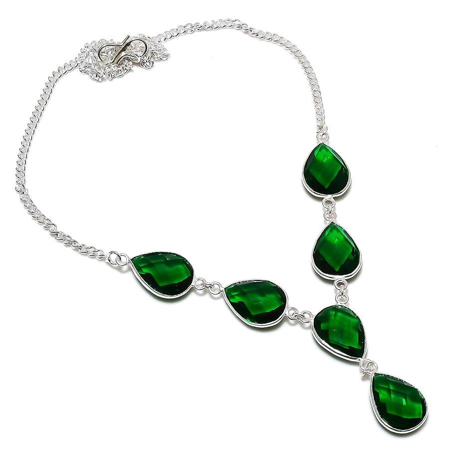 

Ювелирное ожерелье из стерлингового серебра 925 пробы с натуральным хромдиопсидом 18 дюймов W7v16