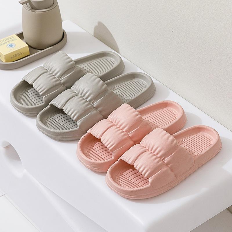 Women Bathroom Slippers Cloud Cushion Slides Summer Flat Sandals Thick Platform Shoes Man Indoor Non-Slip Flip Flops Couple Shoe