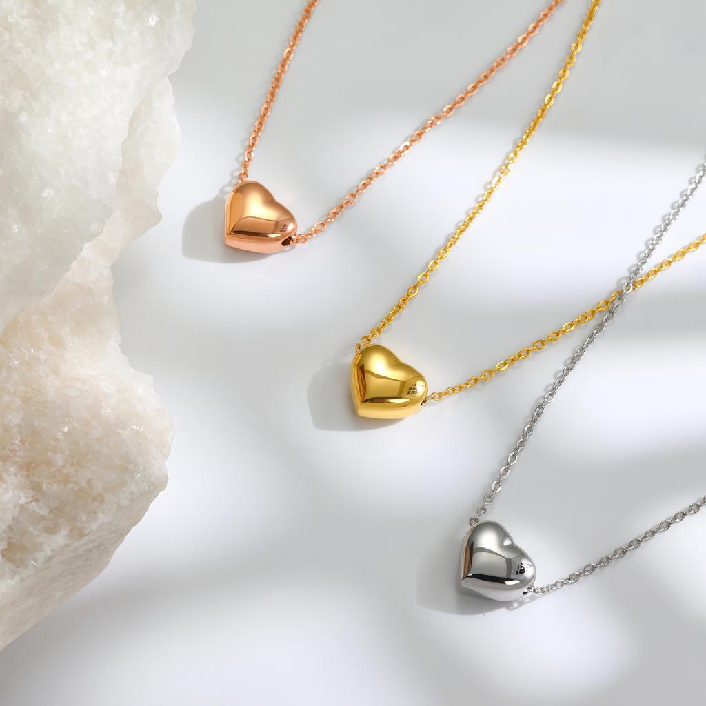 Simple Niche Love Necklace, Versatile Jewelry Titanium Steel Collarbone Chain Does Not Fade