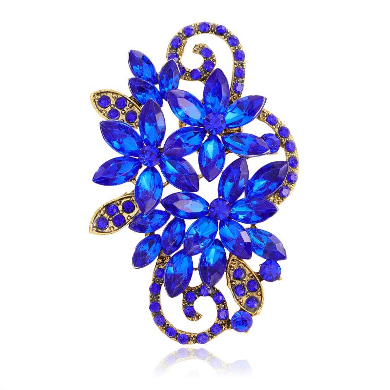 

Vintage Exquisite Rhinestone Crystal Flower Brooch For Women Clothing Jewelry Accessries Gifts A1
