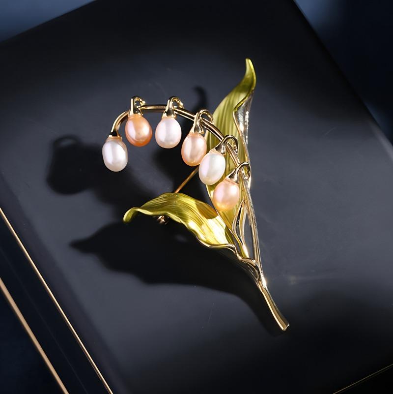 Lily of The Valley Brooch for Women, Elegant and Refined. Pearl Brooch with A Niche Design Sense