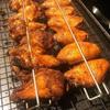 Edelstahl Flügelschienen Grillspieß BBQ Wiederverwendbare Grillwerkzeuge Hähnchenflügel und Spieße Perfekt für Grillen im Freien Camping