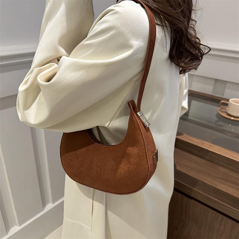 Stylish Small Underarm Bag For Women In Classic Solid Colors Perfect For Daily Use