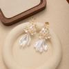 Mori Petal Resin White Flower Fringed Earrings Light Luxury High-End Earrings Atmosphere Ear Clips