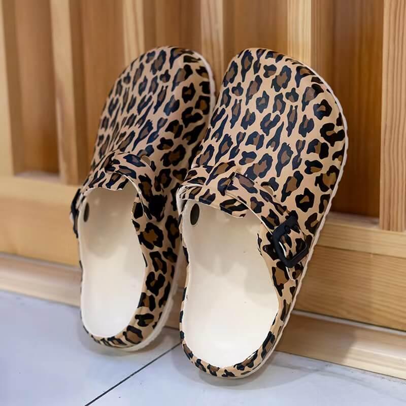 Women's Medical Slippers: Closed-Toe, Soft Sole, Protective Indoor/Outdoor Nurse Shoes