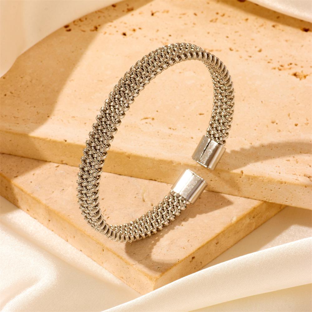 European & American Stainless Steel C-Shaped Open Bangle: Unisex Twist Snake Bone Honeycomb Design