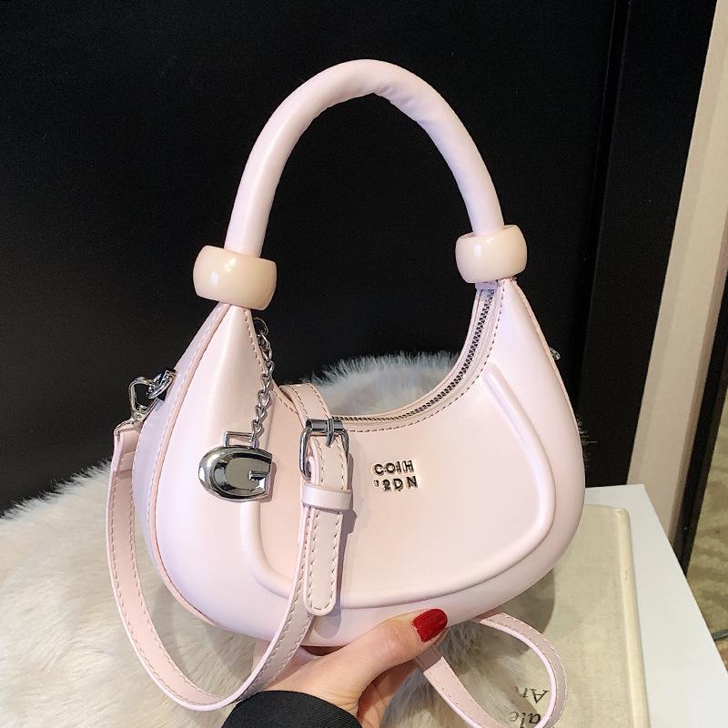 Trendy new product fashion personalized texture niche hand carry crescent bag Korean version casual versatile commuter solid color messenger bag