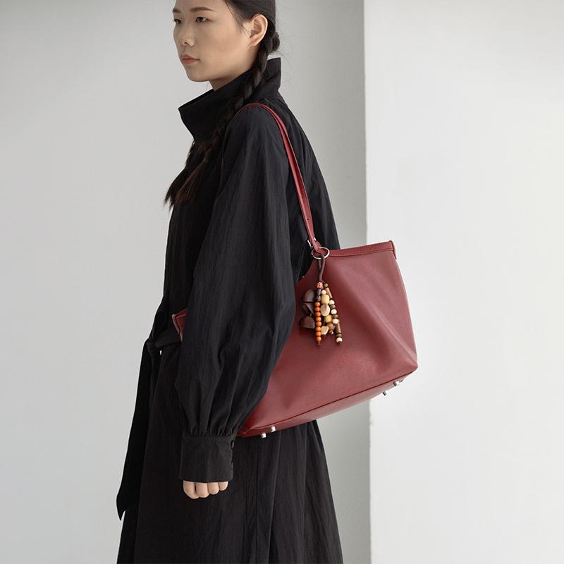 VENOF Cowhide Ark Series Red Bridal Crossbody Bag, Full-Grain Leather Large-Capacity Retro Tote Bag