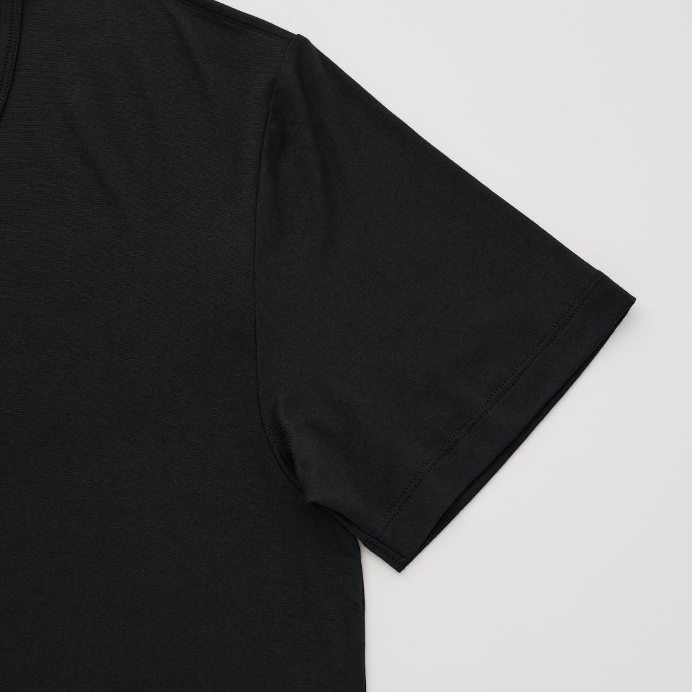 Uniqlo Japan HeaTTech V-hals T-skjorte med korte ermer 