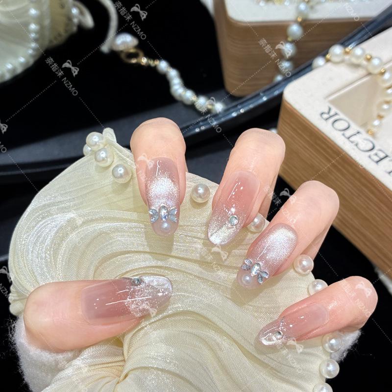 L106 Elegant Handmade Medium-Length Whitening Wearable Nails M (Medium Oval)