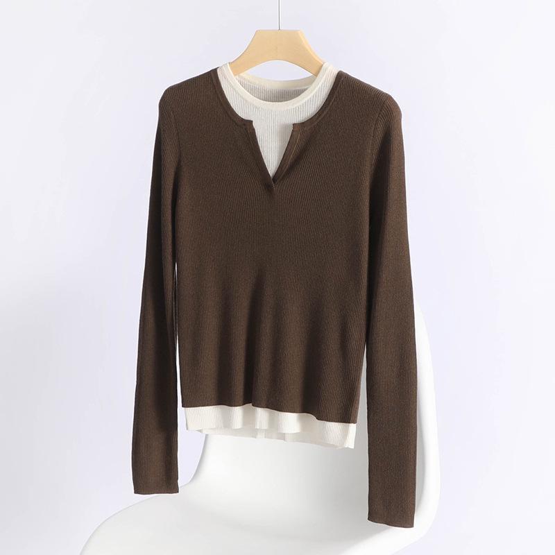 Women's 60s Fine Wool Color Block Sweater, Slim Fit, Elastic Round Neck, Fake Two-Piece Knitwear for Spring & Autumn