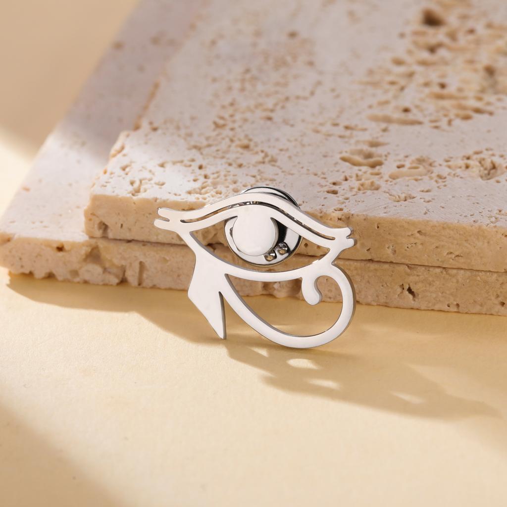 Stainless Steel Eye of Horus Brooch Egyptian Metal Pins for Women Men Suit Bag Badge Protection Jewelry Accessories Amulet Gifts