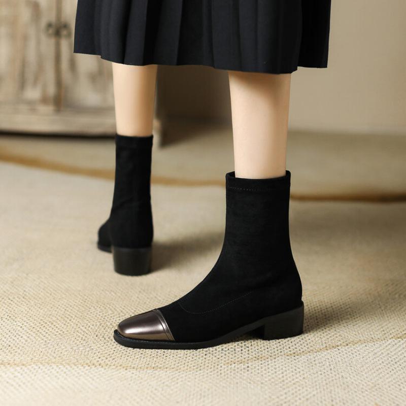 Autumn and Winter Fashion Boots Women's Low Heel Large Size Women's Boots Square Heel New Rubber Sole Korean Version Suede Black Medium Boots Women