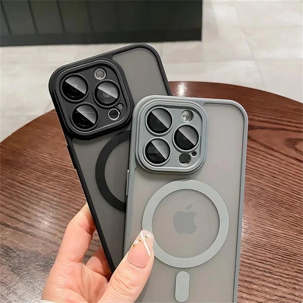 Coque blindée antichoc translucide mate pour iPhone 16 15 14 13 12 11 Pro Max Plus 12 mini Housse de charge sans fil Magsafe magnétique