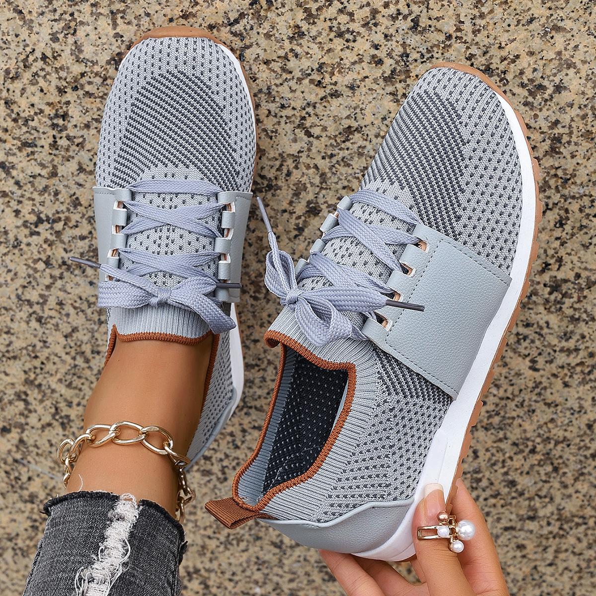 

Женские повседневные спортивные кроссовки для бега больших размеров весна-осень с круглым носком удобные модные трансграничная торговля милые кроссовки 42 серый