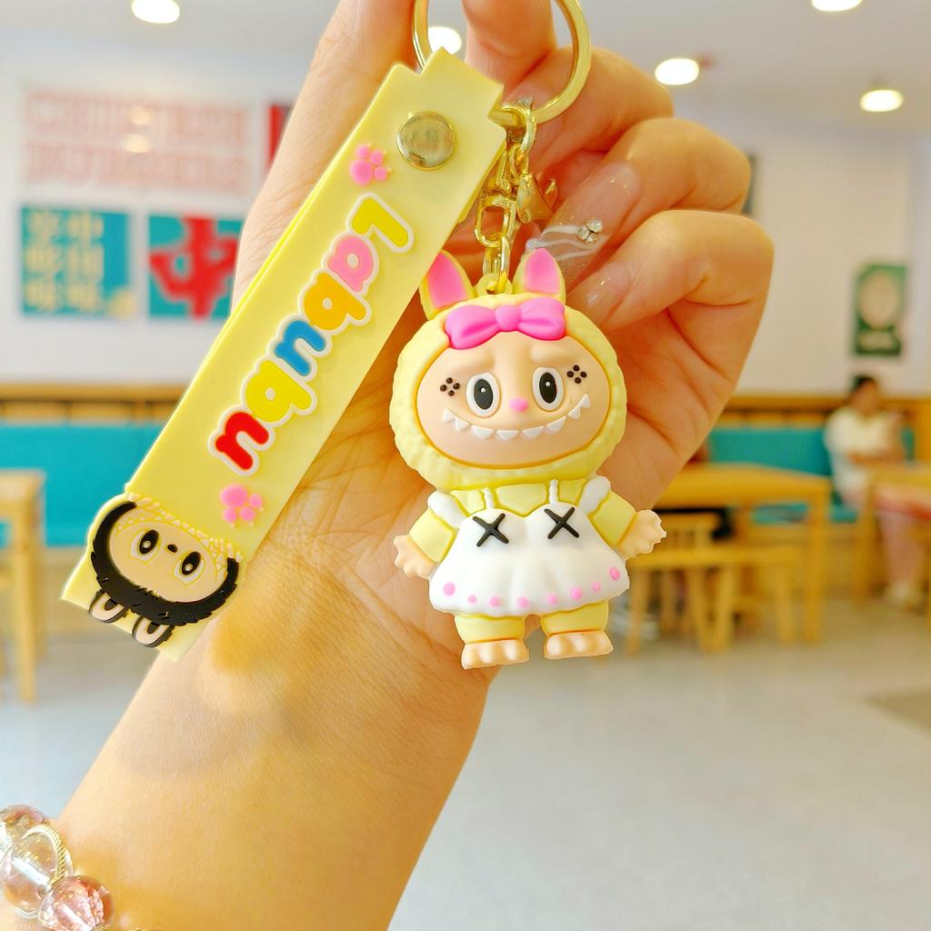 Crossdressing Tecknad Nyckelring, Söt Docka Skolväska Hänge, Dockmaskin Liten Gåva.