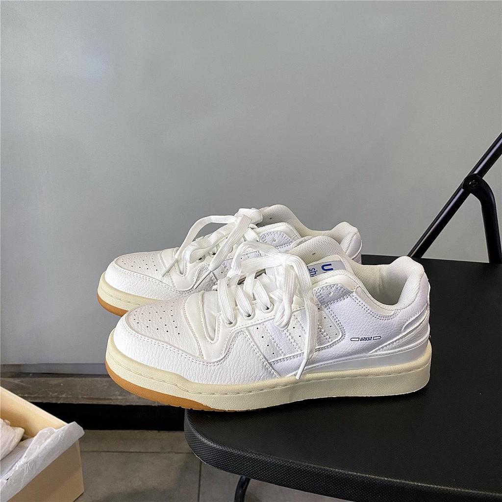 Autumn 2025 Hong Kong Style Lace-Up Sneakers: Trendy Men's and Women's Casual White Shoes