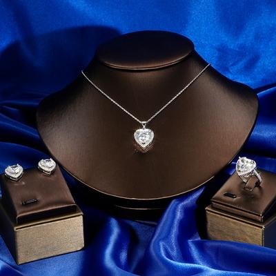 Nouveau Ensemble Collier Amour Zircon Cœur de Pêche Boucles d'Oreilles Personnalisées Rétro Ensemble Trois Pièces Bijoux