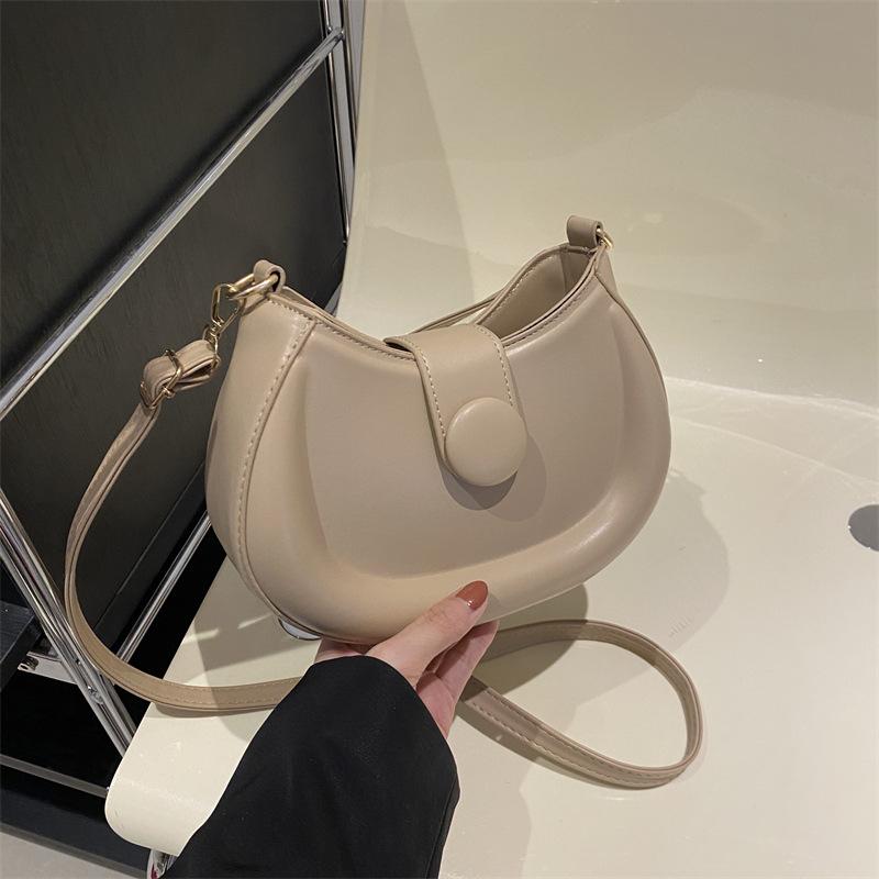 High-value Niche Design Bag Women's 2025 Summer New Women's Bag Messenger Bag Shoulder Armpit Bag