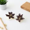 Exquisite high-end three-dimensional flower oil drop earrings, retro fashion personalized flower earrings, temperament versatile stud earrings