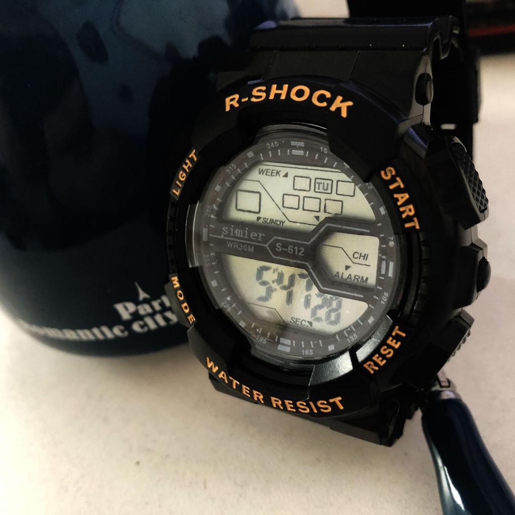 30m Waterproof LED Sports Watch - Minimalist & Trendy for Men & Students