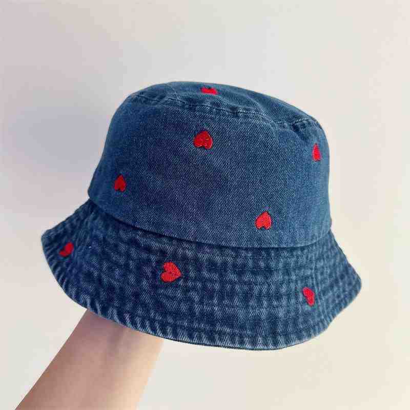 Red heart embroidered cowboy bucket hat female Harajuku retro Hong Kong wind basin hat Internet celebrity spring and summer visor bucket hat