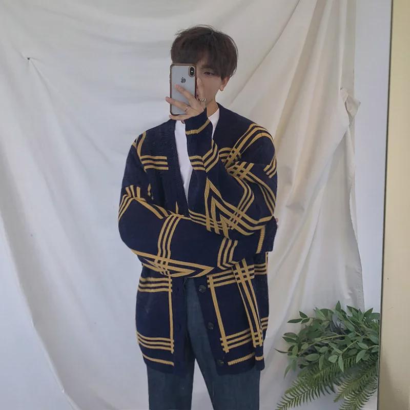 Men's Trendy Korean Plaid Cardigan Sweater Jacket - Spring/Autumn Style