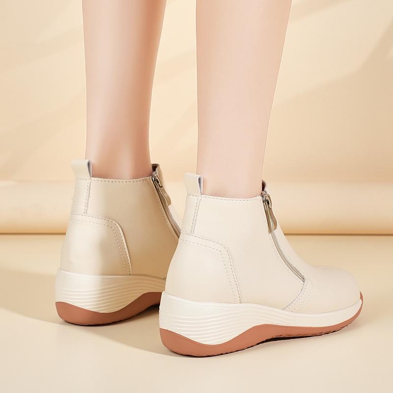 2025 Jaro/Podzim Retro Dámské Mokasíny s Měkkou Podrážkou ve Velkých Velikostech – Prodyšné, Ležérní, Jednoduché Boty pro Maminky