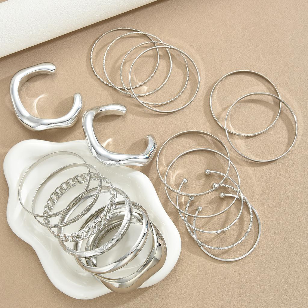19er Set Vintage Minimalist Geometrisch Glatt Armbänder Mode Elegant Schlangenknochen Gedrehte Kette für Damen Täglichen Schmuck Neu