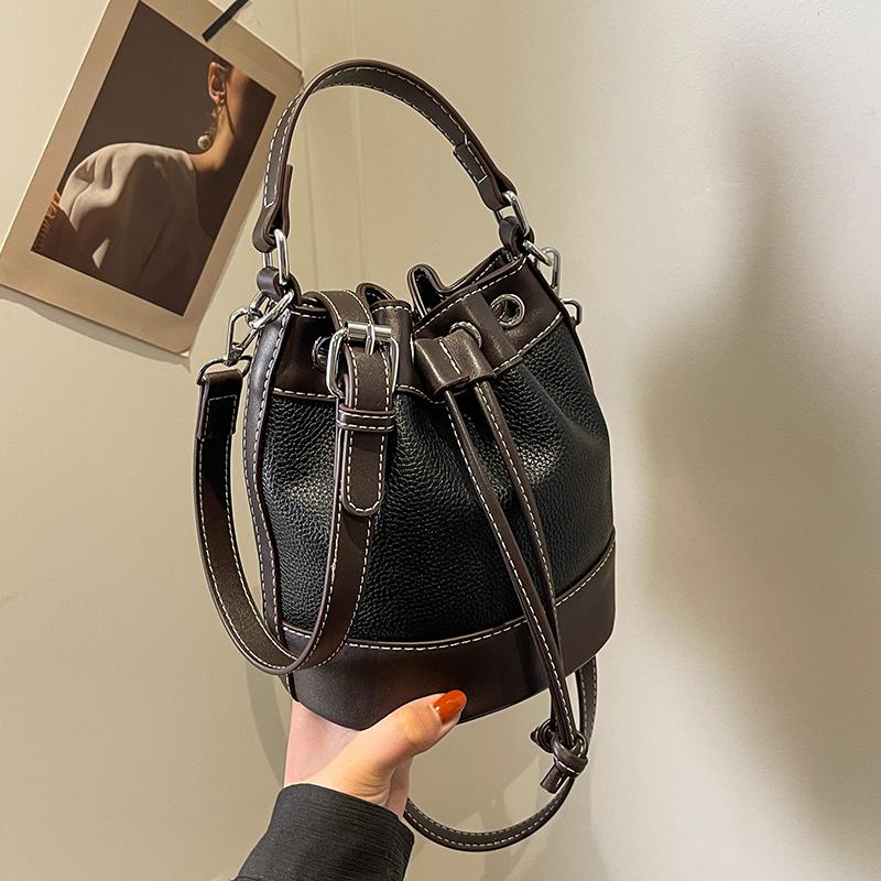Luxury Designer Bucket Crossbody Bag  New Women Drawstring Vintage Handbags High Quality Patchwork Leather Shoulder Bags