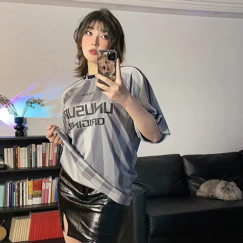 

Унисекс футболка в американском ретро стиле с вертикальной полоской и принтом букв, повседневный спортивный базовый слой с коротким рукавом Double Extra Large