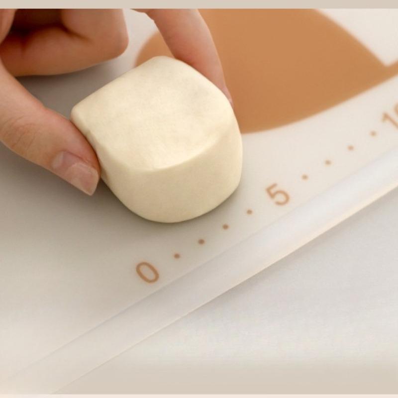 Large Non-Slip Silicone Pastry Mat - Food Grade Dough Rolling Pad, Anti-Slip Kitchen Baking Mat & Reusable Cookie Pastry Board